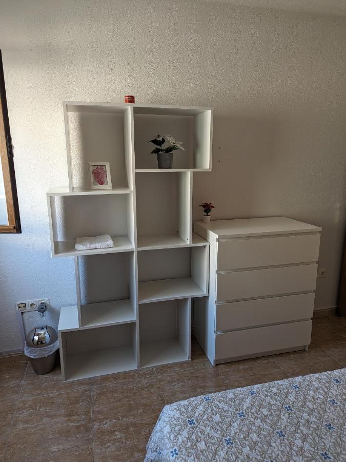 Vivienda Compartida Con Ambiente Familiar Appartement Sesena Buitenkant foto