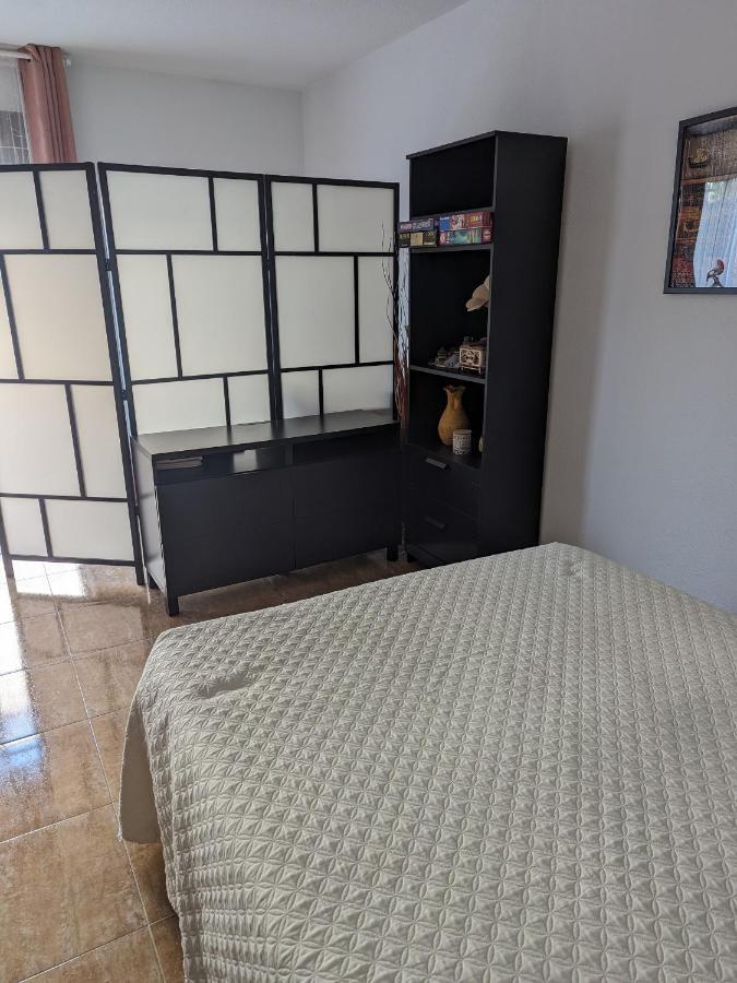 Vivienda Compartida Con Ambiente Familiar Appartement Sesena Buitenkant foto